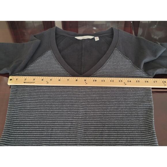 Athleta Gray Striped V-Neck Long Sleeve Sweater Dress Women's XS - Picture 10 of 10